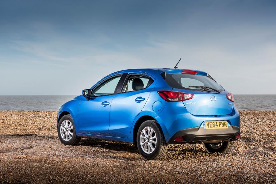  Mazda2 2015 года  (UK) (фото 4 из 11)
